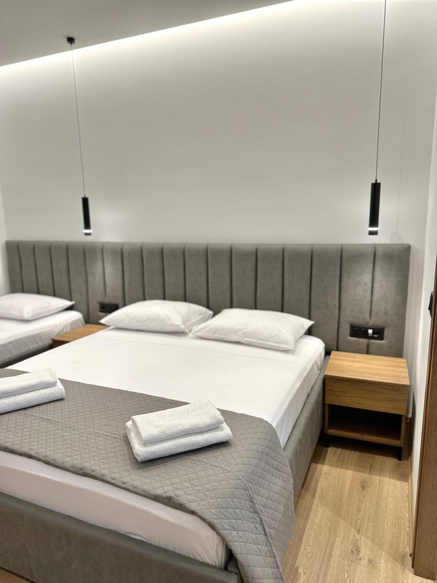 Keos Hotel Sarandë Eksteriør billede