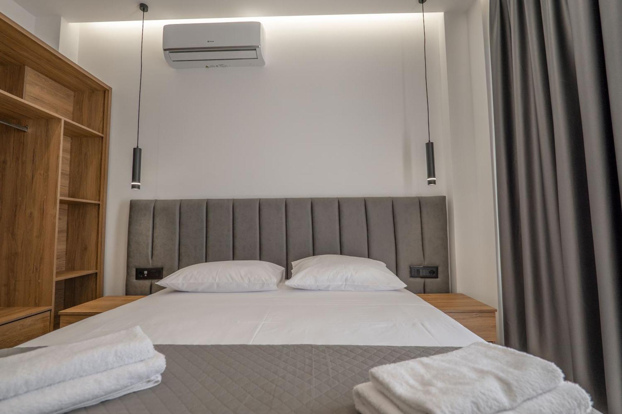 Keos Hotel Sarandë Eksteriør billede