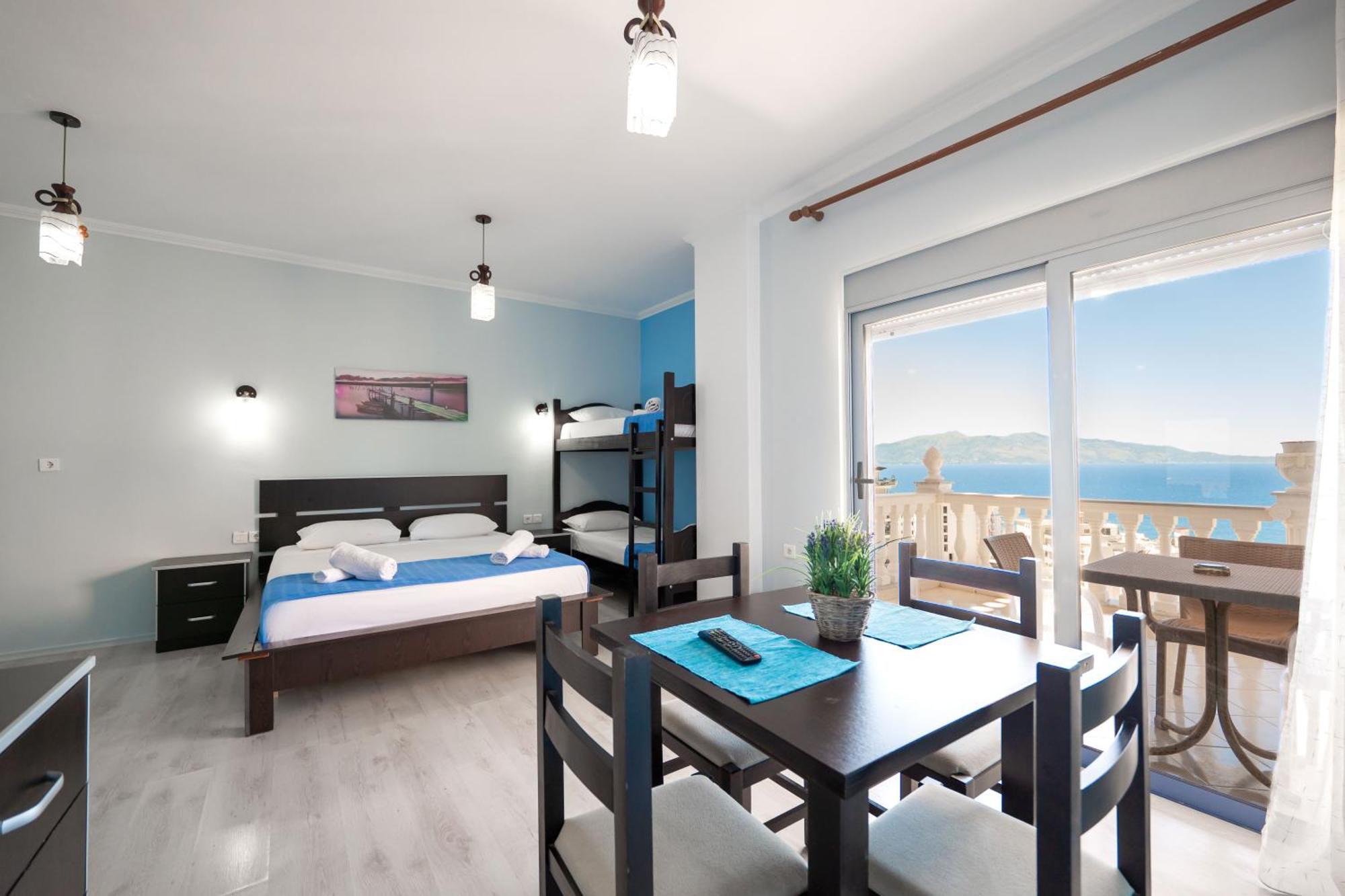 Keos Hotel Sarandë Eksteriør billede